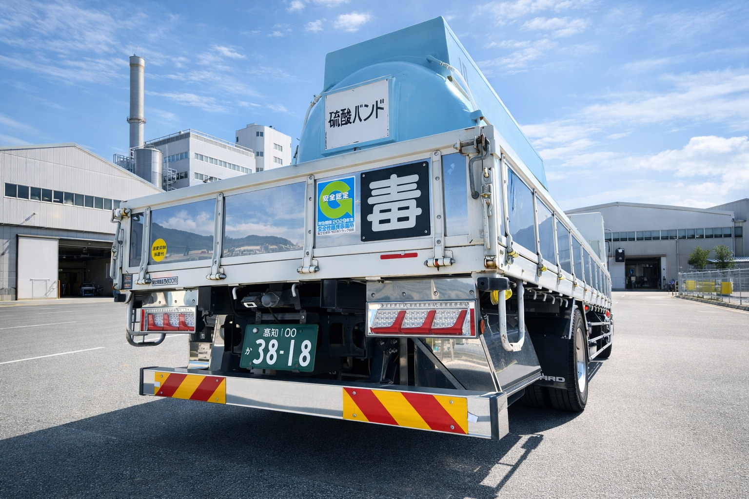 ケミカルローリーによる液体輸送